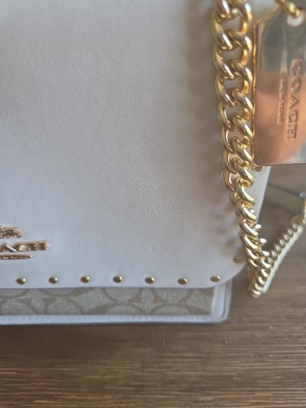 Coach Ivory and Signature Canvas Chain Crossbody with Gold Hardware - Picture 5 of 14
